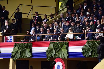 Titular de la UIP Enrique Duarte durante su discurso en el acto inaugural de la Expo en el ruedo central de la ARP