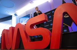 La agencia espacial estadounidense NASA anunció este martes un ambicioso plan de 20.000 millones de dólares para acelerar el regreso a la Luna en 2028, realizar alunizajes tripulados cada seis meses y construir un base lunar permanente en los próximos siete años.