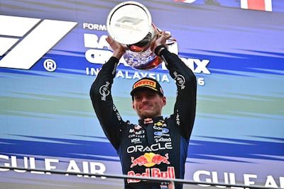 Max Emilian Verstappen (29 años) festeja su victoria del domingo en Sepang.