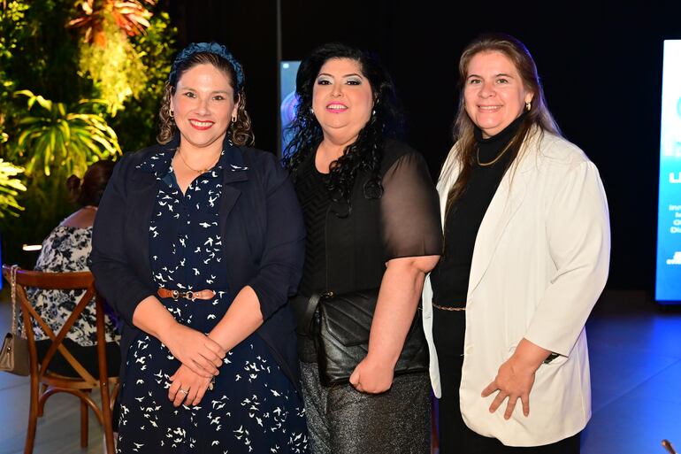 Luz Vázquez, María Selma Miño y Nancy Caballero.