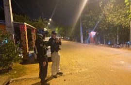 Uniformados policiales en la zona donde se registró el enfrentamiento.