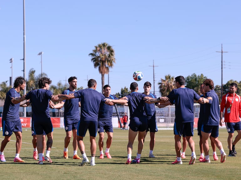 La Albirroja está lista para el debut frente a Estados Unidos.