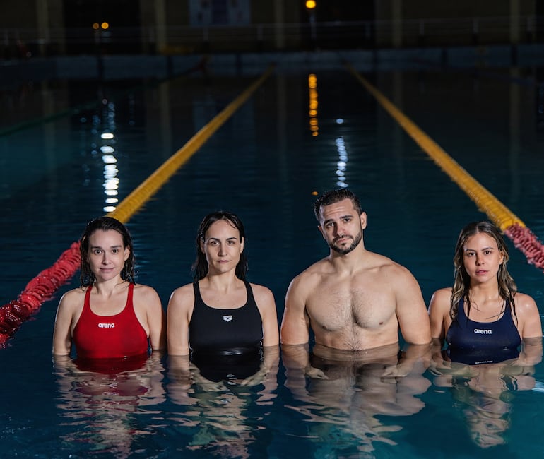Lali González, Guadalupe Lobo, Ato Gómez y Andrea Quattrocchi proponen una experiencia teatral diferente en "Subacuática".