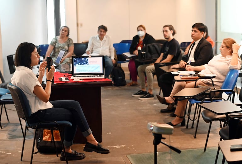 Amenazas de tiroteo: por el Día del Maestro, debaten sobre causas de la violencia escolar