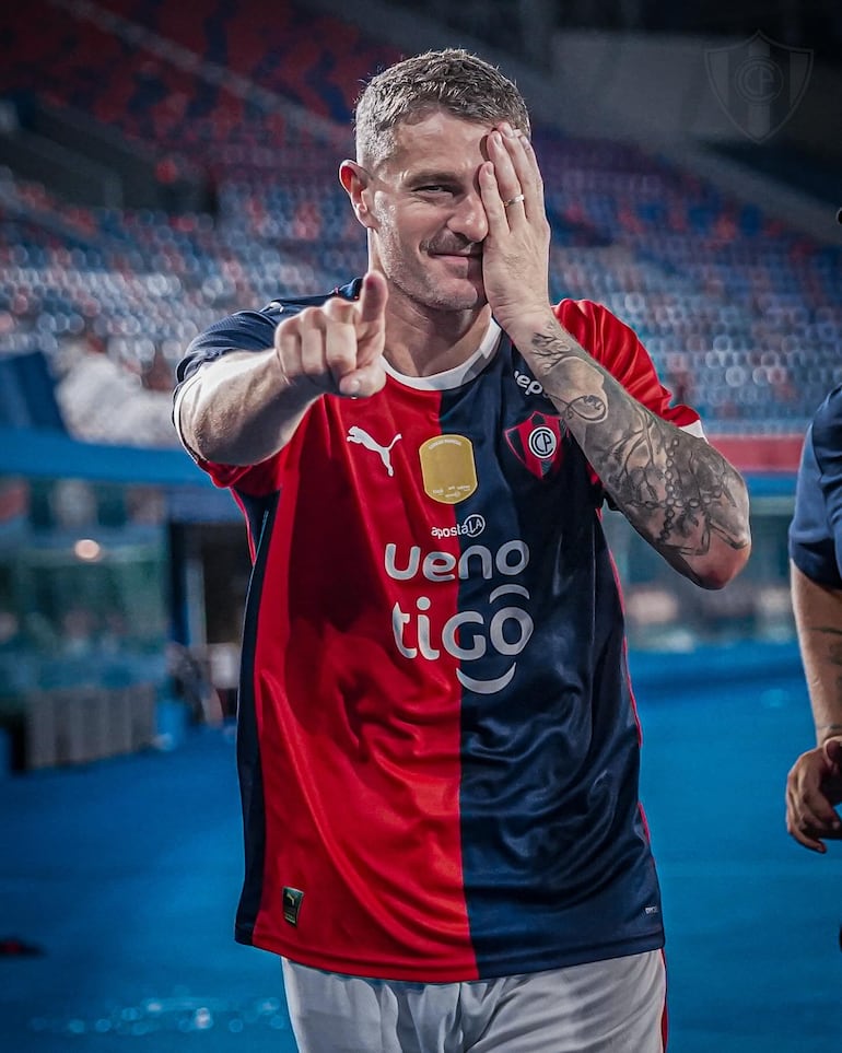 Pablo Vegetti, el "Pirata", experimentado delantero de Cerro Porteño.