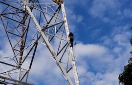 Pruebas del Concurso Público de Oposición para Electricista de Líneas de Transmisión III.