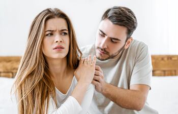 Cuando el sexo deja de ser elección y se vuelve impulso, la pareja suele vivir ansiedad, secretos y discusiones repetidas.
