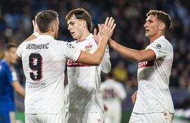 El Stuttgart venció con solvencia por 0-3 en casa del Slovan Bratislava.