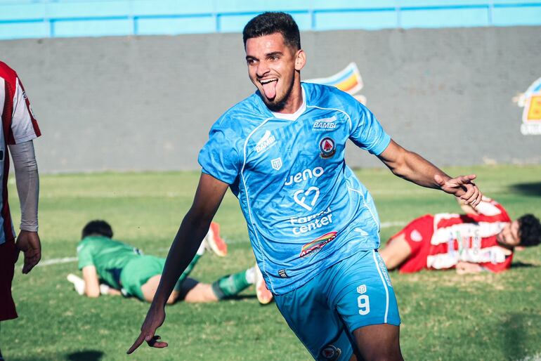 Resistencia cierra con goleada y Osvaldo Argüello termina como máximo ...