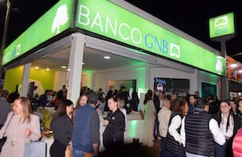 Directivos, clientes e invitados especiales disfrutaron de la “Noche de Seguros” de GNB.