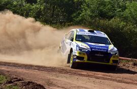 Antonio Ramos y Ricky Villalba (Mitsubishi Lancer Evo X) lideran la tracción integral en la LIGHT.