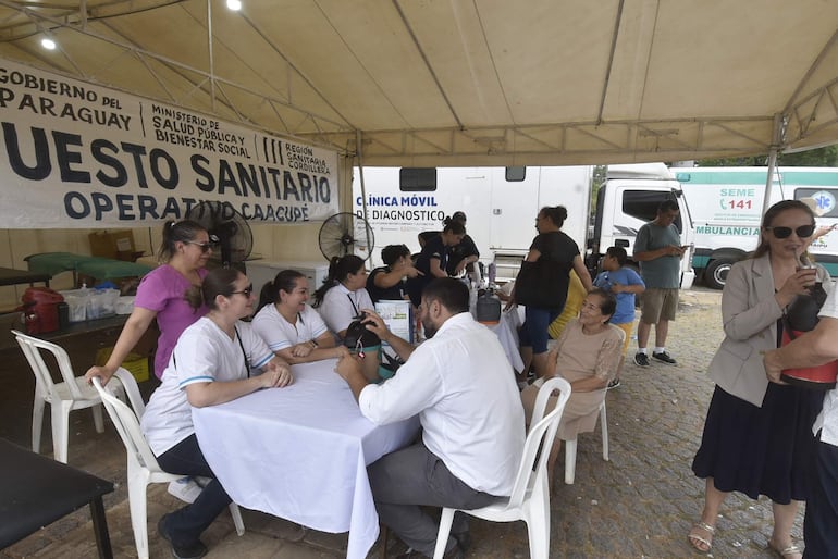 Caacupé: Ancianos y niños, los más afectados por el sofocante calor