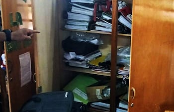 De la Dirección del Colegio Nacional Comandante Carmelo Peralta fueron sustraídos dos notebooks, herramientas eléctricas, una impresora y equipos de sonido.