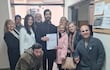 Rodrigo Franco, aspirante a la intendencia de Asunción por el PDC y sus candidatos a concejales, en la sede del TSJE.