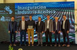 Nueva planta aceitera fortalece la economía y agroindustria chaqueña. En ocasión de su apertura, autoridades nacionales destacaron el activo estratégico que representa este polo de desarrollo agroindustrial.