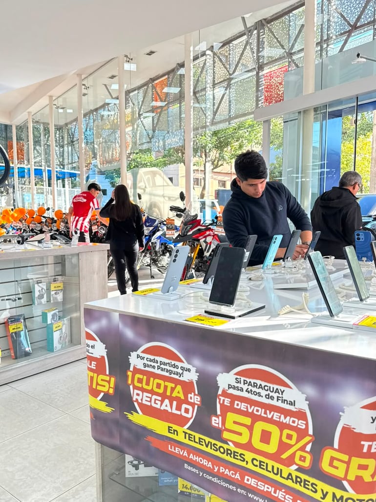 Si Paraguay pasa cuartos de final BRISTOL DEVUELVE EL 50% de la compra efectuada crédito o contado.