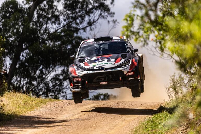 Alejandro Galanti, ganador del Rally del Atlántico el año pasado, finalizó esta vez en el tercer lugar de la clasificación general.