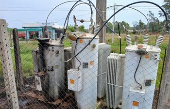El banco de reguladores de tensión de Mbocayaty se halla fuera de servicio hasta su traslado y reposición del equipo siniestrado.