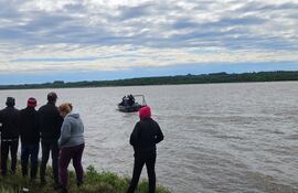 Hombre desaparecido en aguas del río en Carmen del Paraná