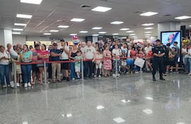 Silvio Pettirossi se llena de emoción con el regreso de paraguayos para las fiestas de fin de año