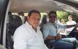 Tomás Romero Pereira: intendente compró un minibús con recursos donados, sin licitación y sin autorización de la junta municipal.