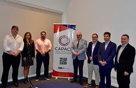 Andrés Veira, Leticia Mengual, Gerardo Lesme, Daniel Terrón Santos, Diego García, Pablo Díaz Guerrín y Gustavo Giménez.