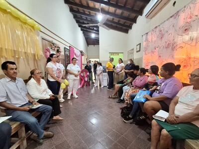 Las charlas de salud a pacientes y al personal de blanco en el Hospital Regional de Fuerte Olimpo se dan de forma permanente, ante la carencia de médicos especialistas.
