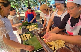Eusebio Ayala vivió una jornada de tradición con la preparación del chipa apo, donde vecinos y visitantes compartieron sabores y cultura local.