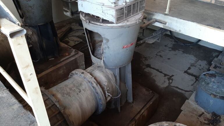 El proveedor se encargó de la reparación más importante de la bomba.