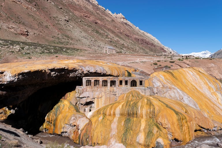 Puente del Inca en Mendoza, Argentina.