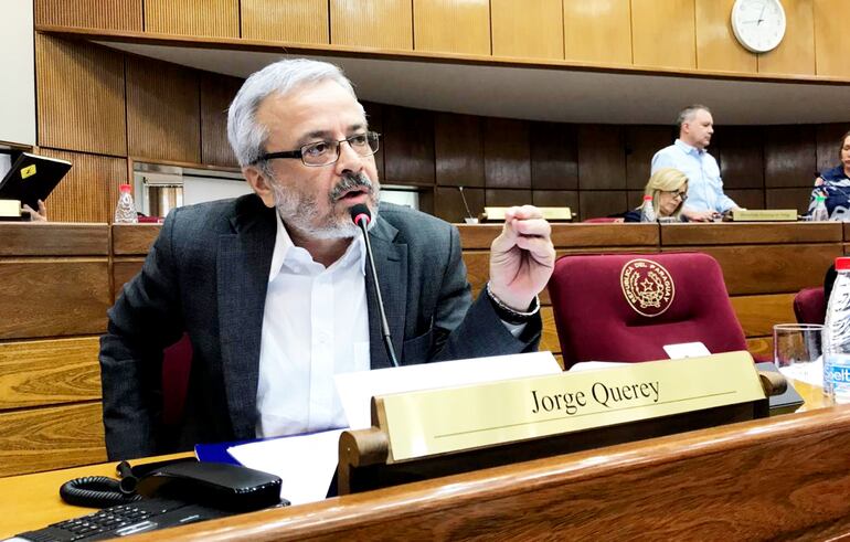 Senador Jorge Querey, del Frente Guasu, dijo que harán seguimiento de lo que haga la Fiscalía.