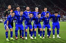 Argentina's players pose for a team photo before the international friendly football match between Argentina and Costa Rica at LA Memorial Coliseum in Los Angeles on March 26, 2024. (Photo by Frederic J. BROWN / AFP)