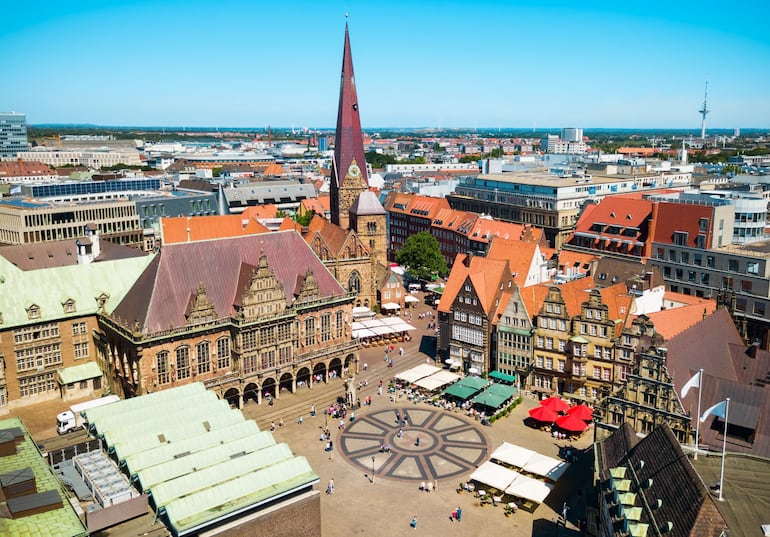 Vista aérea del casco antiguo de Bremen, Alemania.