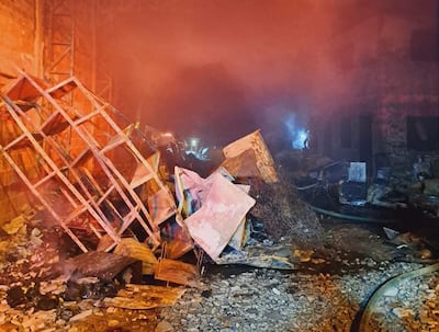 El incendio afectó por completo el depósito de la firma de electrodomésticos.