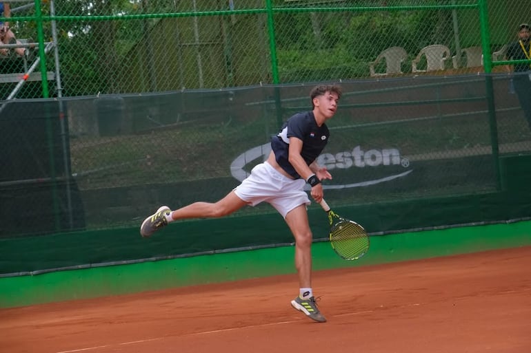 Cayo Narváez inició muy bien el certamen de tenis de los Juegos ODESUR.