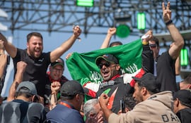 El piloto saudí Yazeed Al-Rajhi (44 Aaños) sucede a Carlos Sainz como ganador del Dakar2025.
