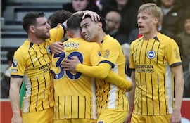 Festejo del gol del paraguayo Diego Alexander Gómez Amarilla (22 años) para Las Gaviotas.