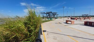 Vista de la Costanera Sur de Asunción, donde hinchas brasileños del Atlético Mineiro acamparán en la previa de la final de la Copa Sudamericana.