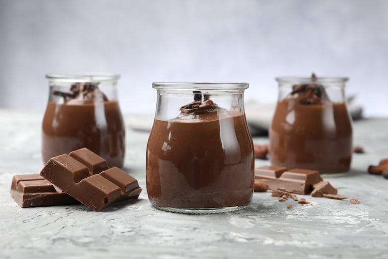 Mousse de chocolate y café.