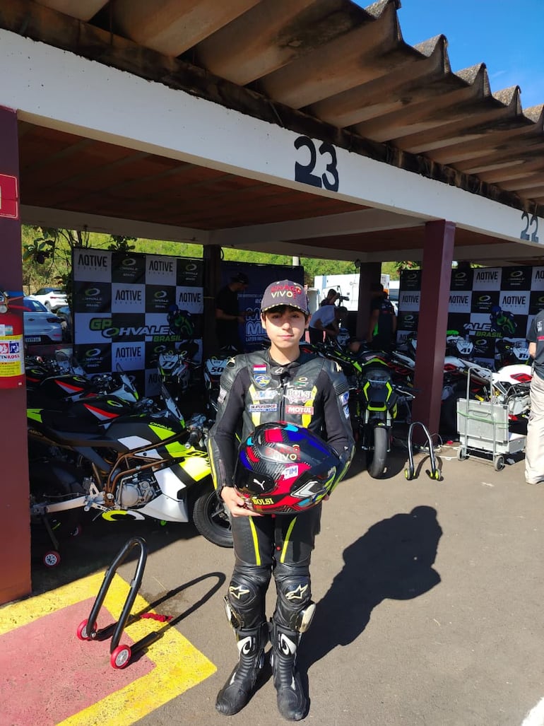 El piloto paraguayo Oliver Cuevas ya está listo para afrontar otro nuevo desafío en Brasil.