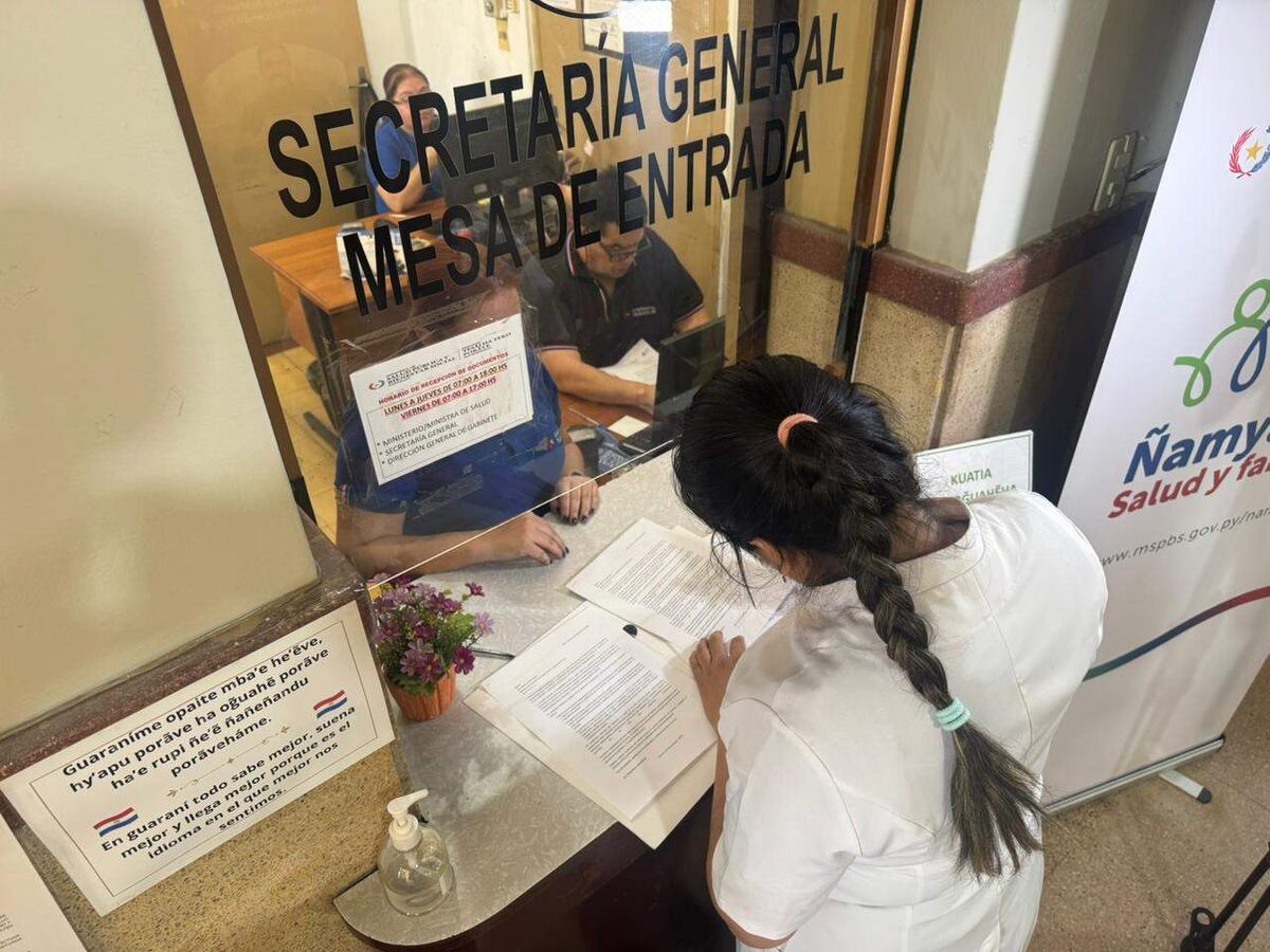 Renuncian otros 33 neonatólogos en hospitales de Central