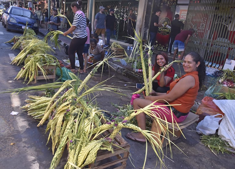 Fotos de ventas de palma sobre la Avda Pettirossi zon mercado nro 04
Hoy 28 de Marzo de 2026
Gustavo Machado
