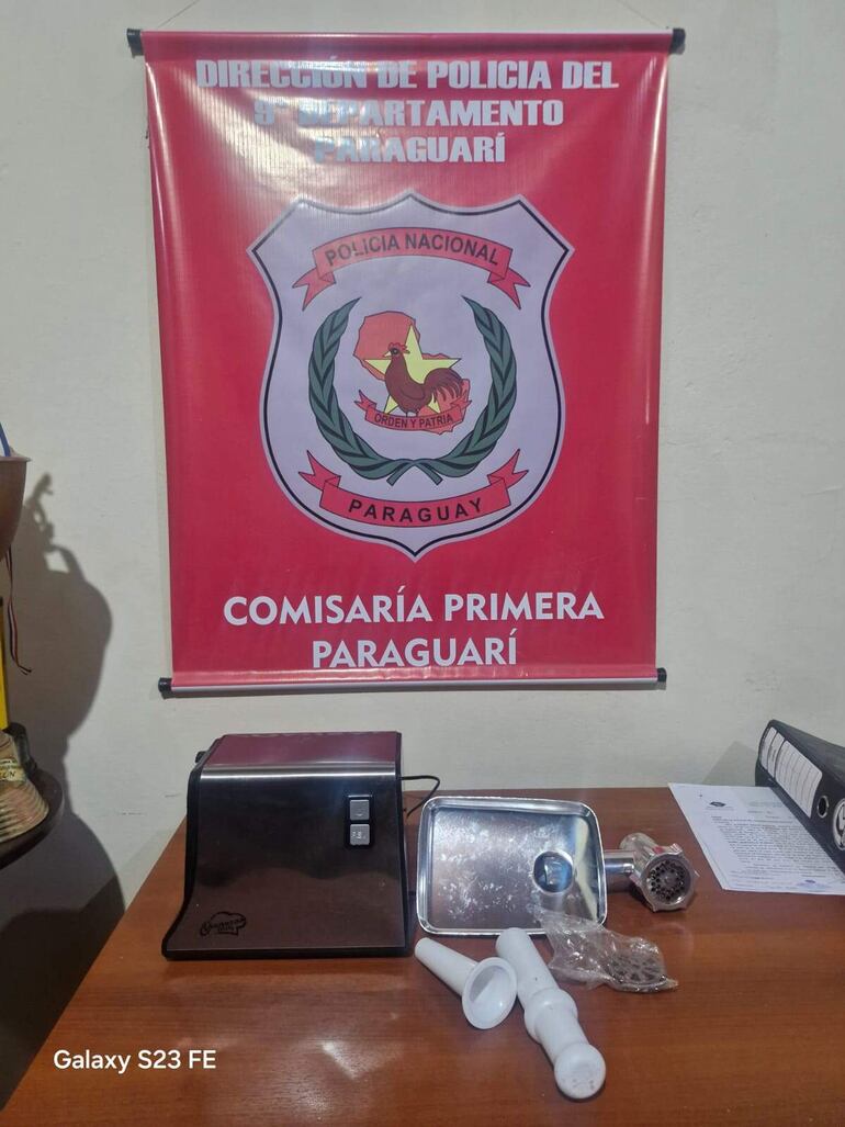 Detienen a presunto responsable del hurto de víveres de una escuela de Paraguarí.