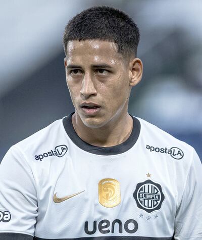 Hugo Adrián Benítez Sánchez (21 años) deberá cambiar de aire.