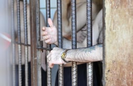 Reclusos detenidos en la cárcel (Foto ilustrativa).