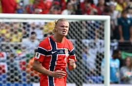 El delantero de Manchester City, Erling Braut Haaland (25 años) fue la gran figura de la tarde, tras marcar el doblete que le dio el triunfo a Noruega ante Brasil, en los octavos de final del Mundial 2026.