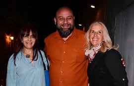 Liliana Guillén, Martín Loperena y Marcela Crespo.