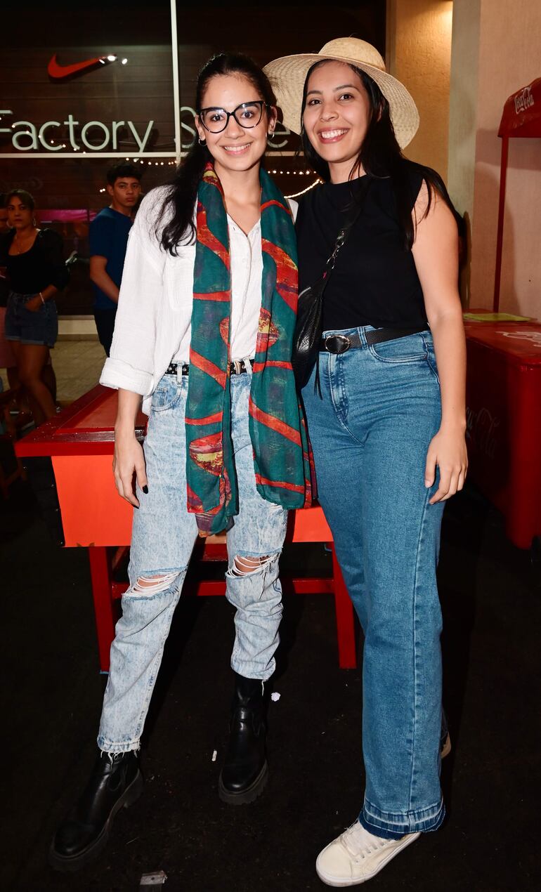 Araceli Torres y Zulema Melgarejo.