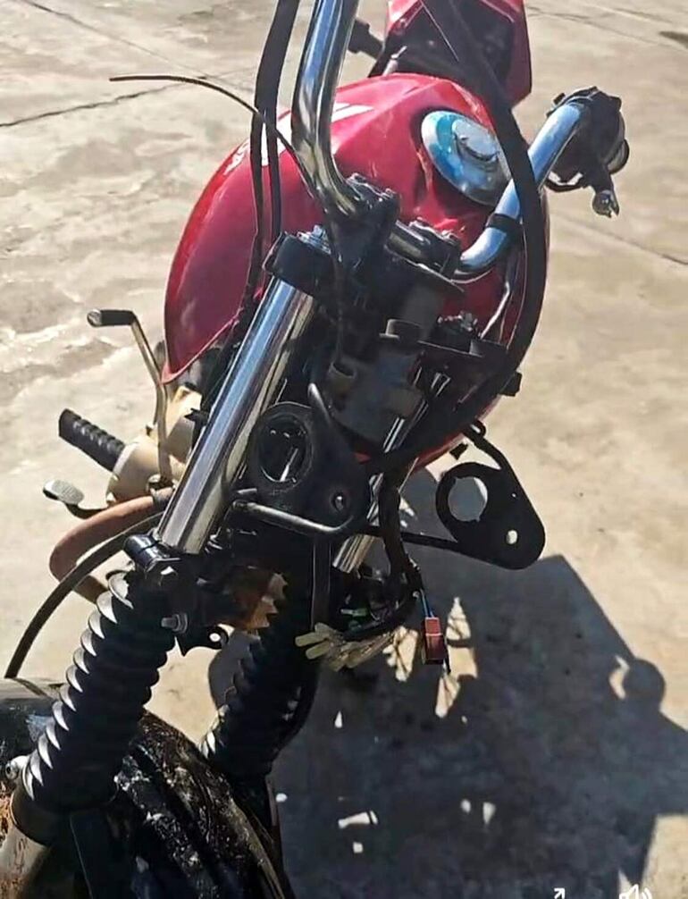 La motocicleta recuperada en Carapeguá fue "carneada".