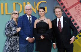 Meryl Streep, Steve Martin, Selena Gómez and Martin Short llegando al estreno de la cuarta temporada de "Only Murders in the Building" de Hulu en el Paramount Studios en Los Ángeles.
